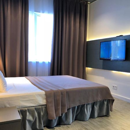 Welcome Summer Hotel Zatoka Bagian luar foto