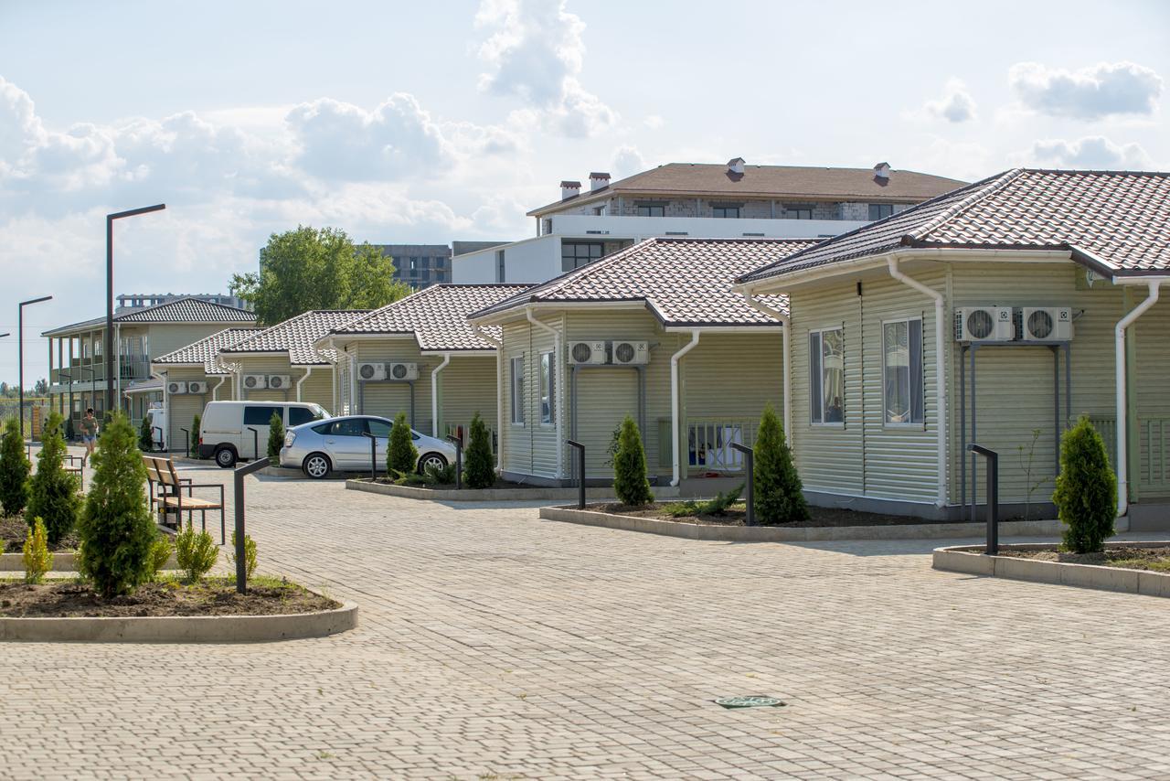 Welcome Summer Hotel Zatoka Bagian luar foto
