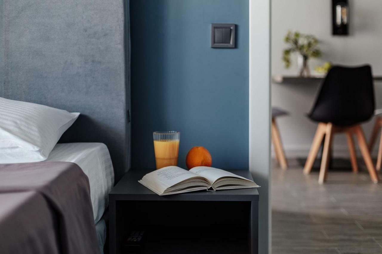 Welcome Summer Hotel Zatoka Bagian luar foto